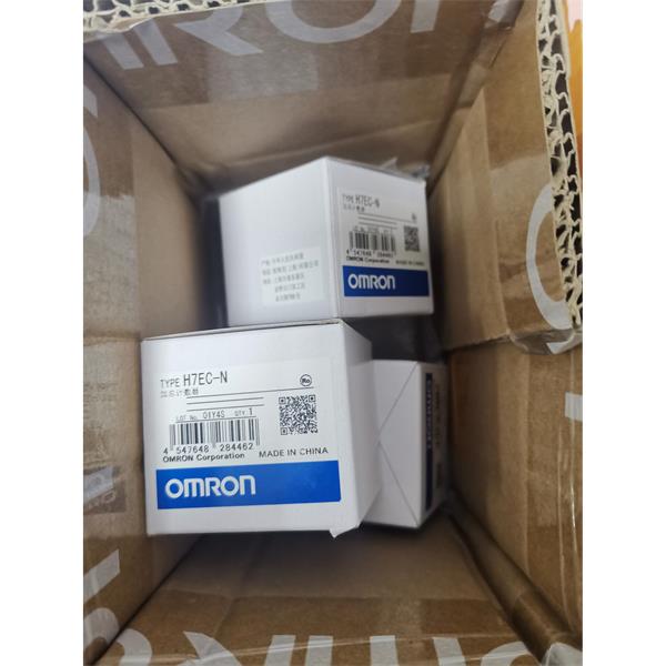 OMRON歐姆龍 超長距離型接近傳感器E2E-X15C130-M1TJ 0.3M